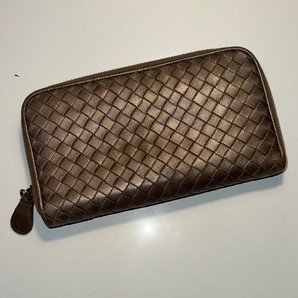Bottega Venetta Woven Long  ( metallic bronze,) Zip Wallet EUC